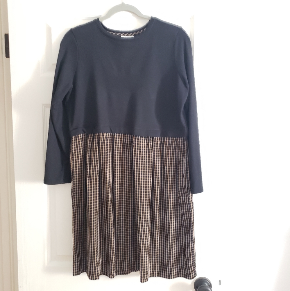 J. JILL Black and Plaid Tunic.